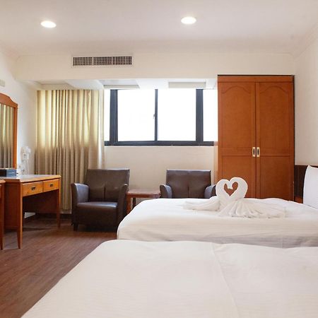 Yuai Fu Hao Hotel Taichung Exterior foto