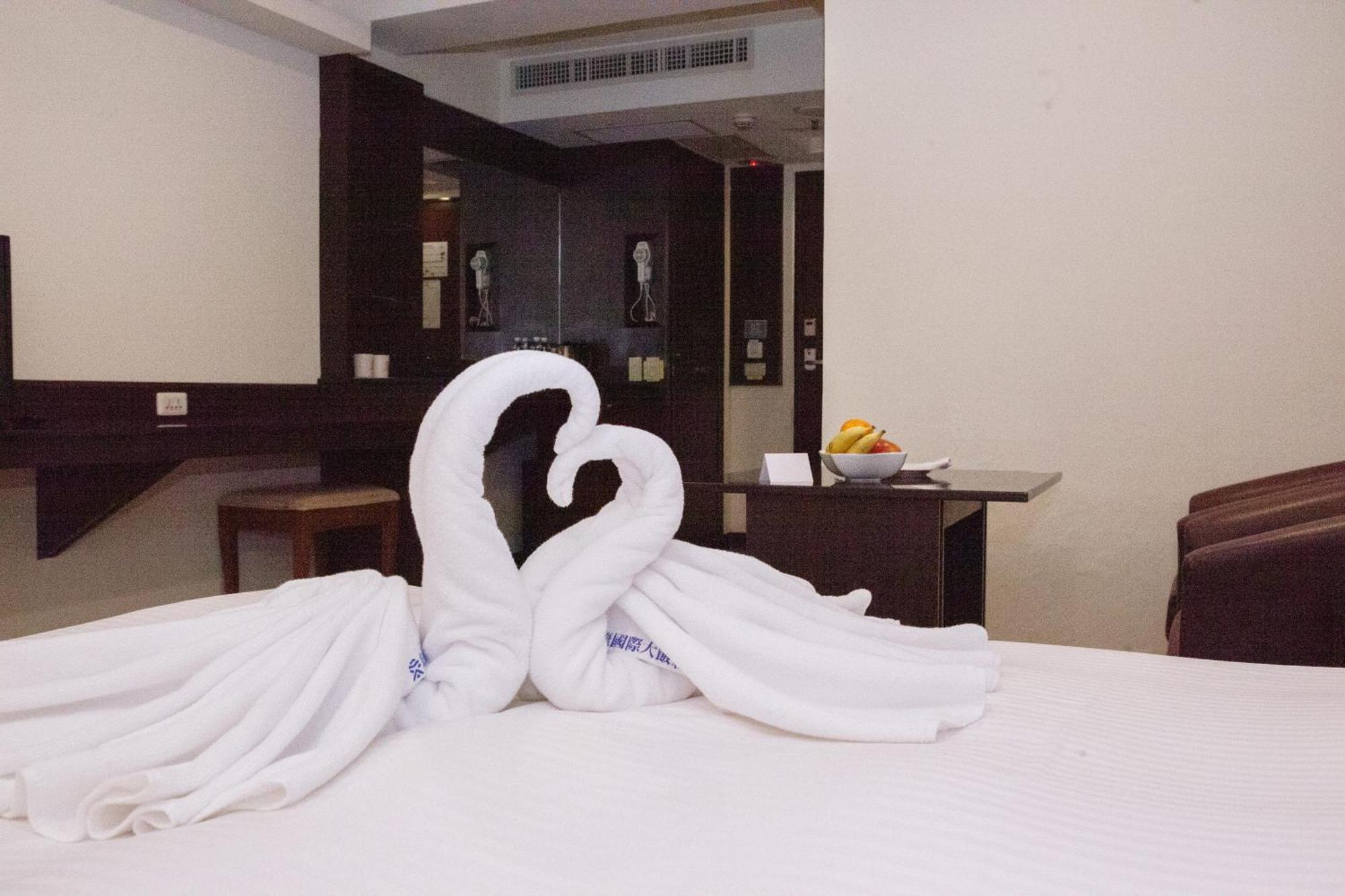 Yuai Fu Hao Hotel Taichung Exterior foto